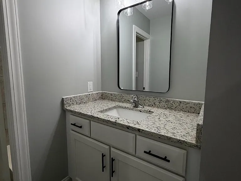 721 Hooker Rd — Photo 12