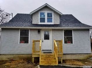 84 Richard Ave, Islip Terrace, NY 11752