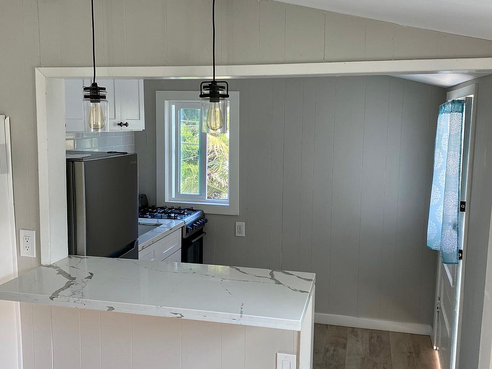 1st image of 3108 Laurel Ave #C