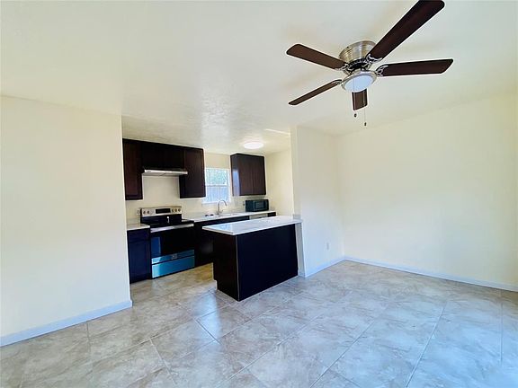 4th image of 6318 S Briar Bayou Dr