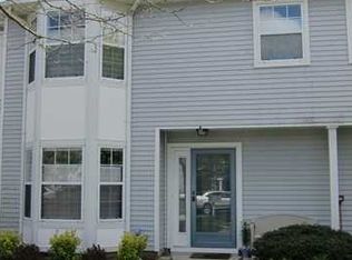 435 Hampton Ct, Manalapan, NJ 07726