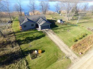 22445 Gateway Dr, Osakis, MN 56360