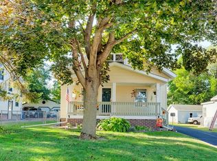 928 Loomis Ave, Des Moines, IA 50315