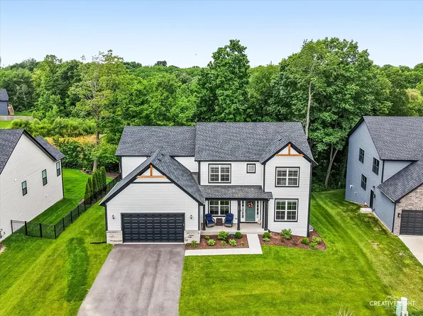 505 Timber Oak Ln, Yorkville, IL 60560