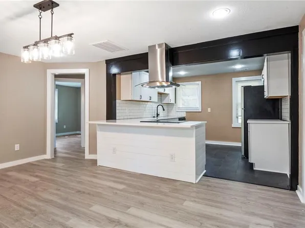 2020 Brickel Blvd, Kansas City, KS 66104