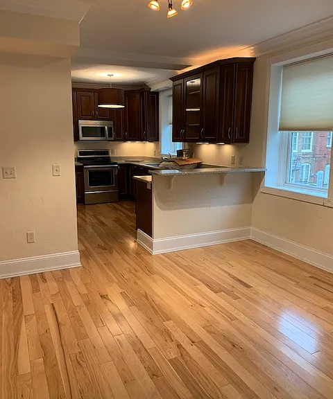 123 Kirk Ave SW #B — Photo 3