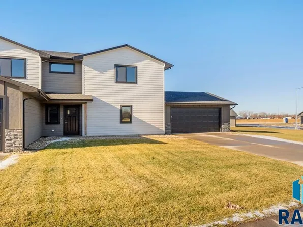 1321 N Kenley Pl, Tea, SD 57064