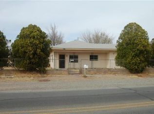 3211 Barcelona Rd SW, Albuquerque, NM 87105