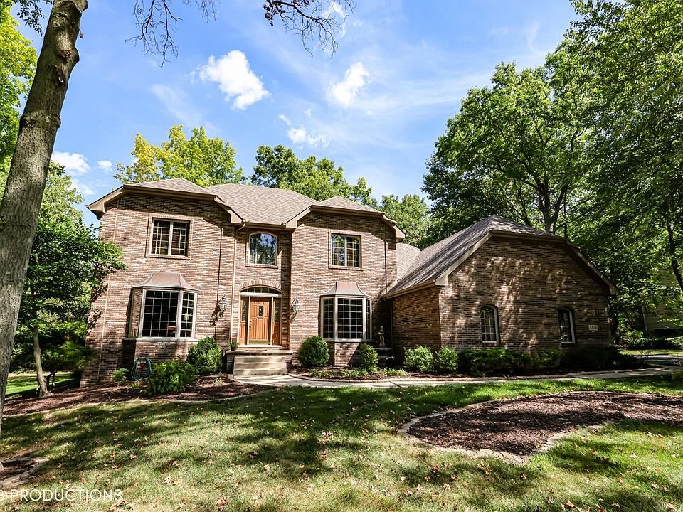 1st image of 4504 Thornbury Dr W
