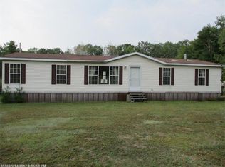 17 Freeman Rd, Chelsea, ME 04330