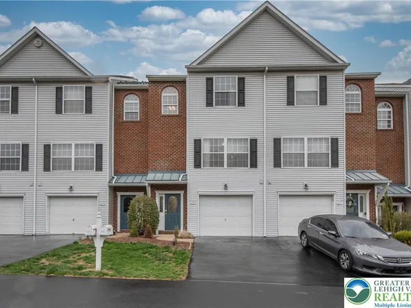 1275 Basswood Ln, Whitehall, PA 18052