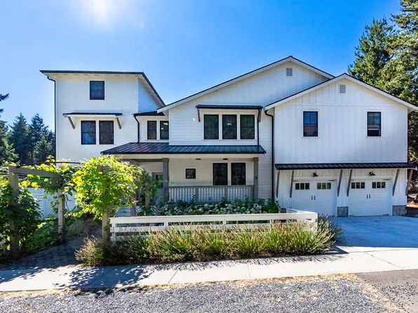 15203 12th Ave NE, Seattle, WA 98155