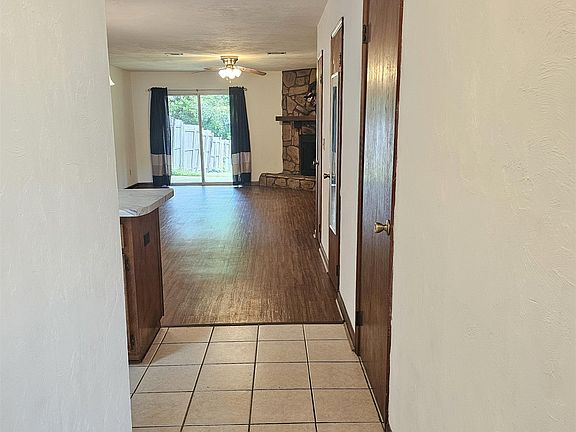 2nd image of 2603 Clara Kee Blvd