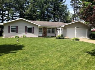 136 Parkshore Dr, Battle Creek, MI 49014