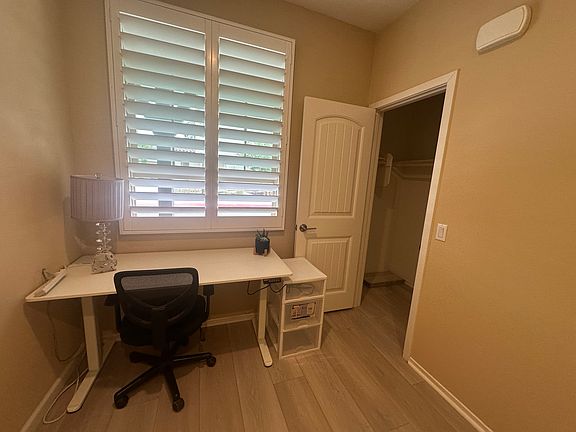 5th image of 1732 Parkplace Ln