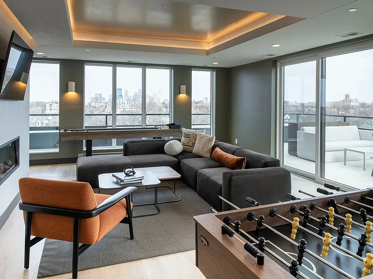 Akin Apartments — Photo 15