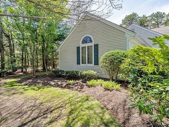 3rd image of 12 Kettle Ln #31