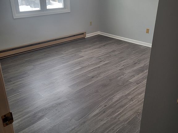 5th image of 2334 Guilderland Ave
