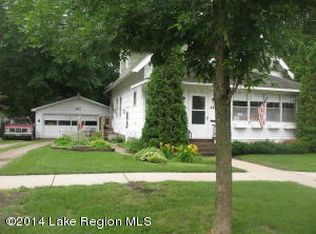 421 W Vernon Ave, Fergus Falls, MN 56537