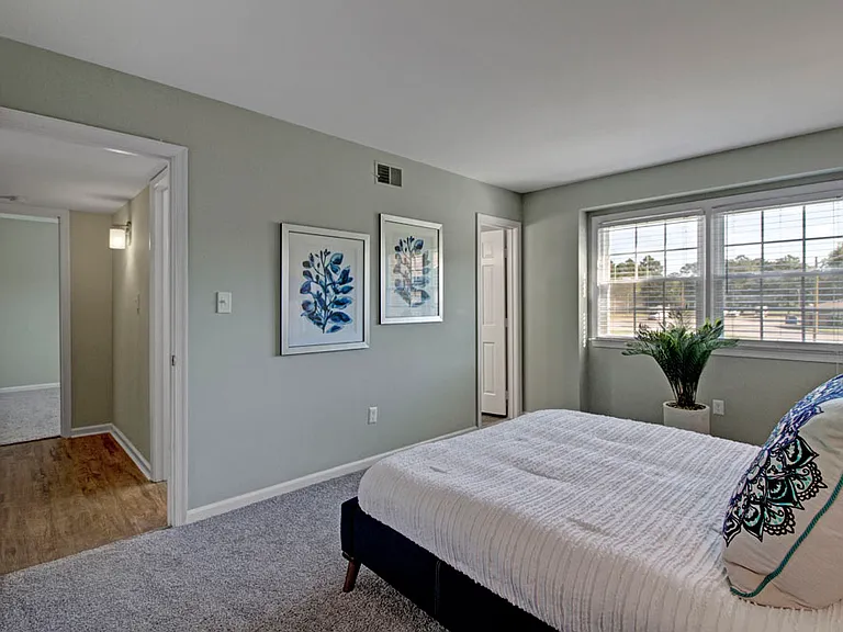 2112A Criston Dr — Photo 12