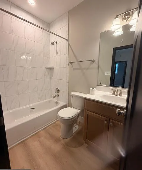 8836 Greenwood Ave — Photo 17