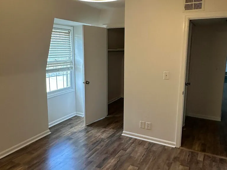 904 Plaza Dr #9 — Photo 27