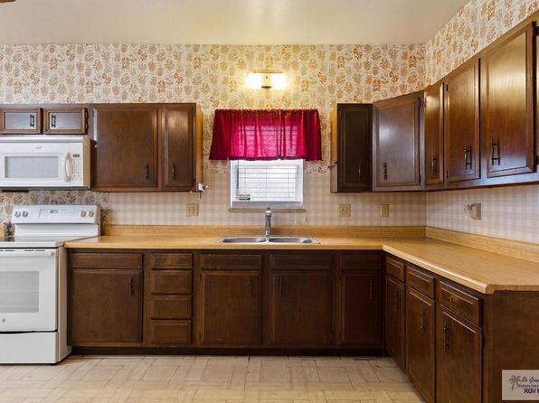 400 S 3rd St, Raymondville, TX 78580