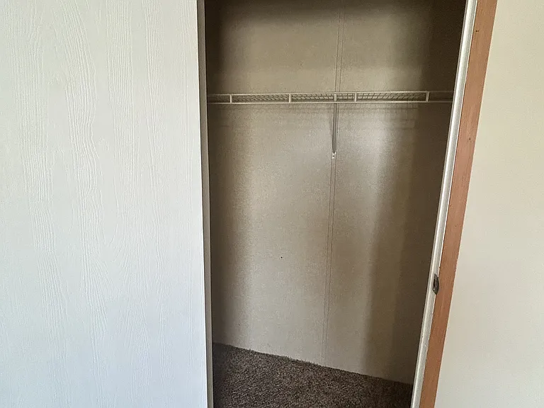 105 Zackary St — Photo 7