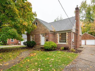 325 Rosemary St SE, Grand Rapids, MI, 49507
