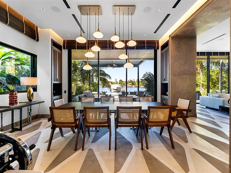 200 W Rivo Alto Dr — Photo 24