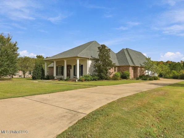 107 Bonne Vie Dr, Brandon, MS 39047