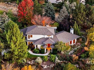 121 E Hulls Ridge Ct, Boise, ID 83702