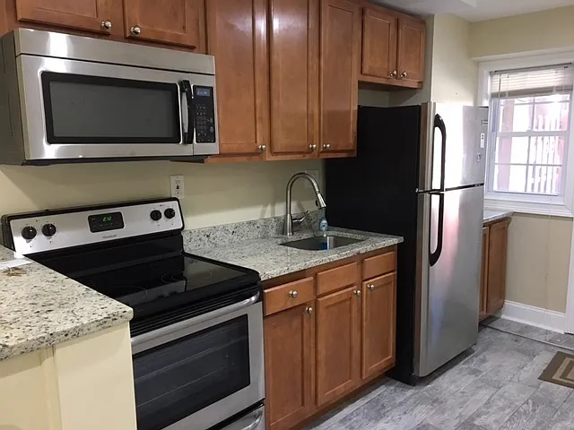 1811 Kalorama Rd NW — Photo 1