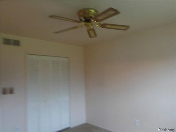 5th image of 39040 Grennada St