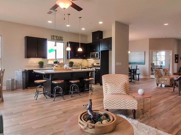 5th image of 1145 Imperial Lily Dr