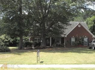 410 Camden Dr, Winder, GA 30680