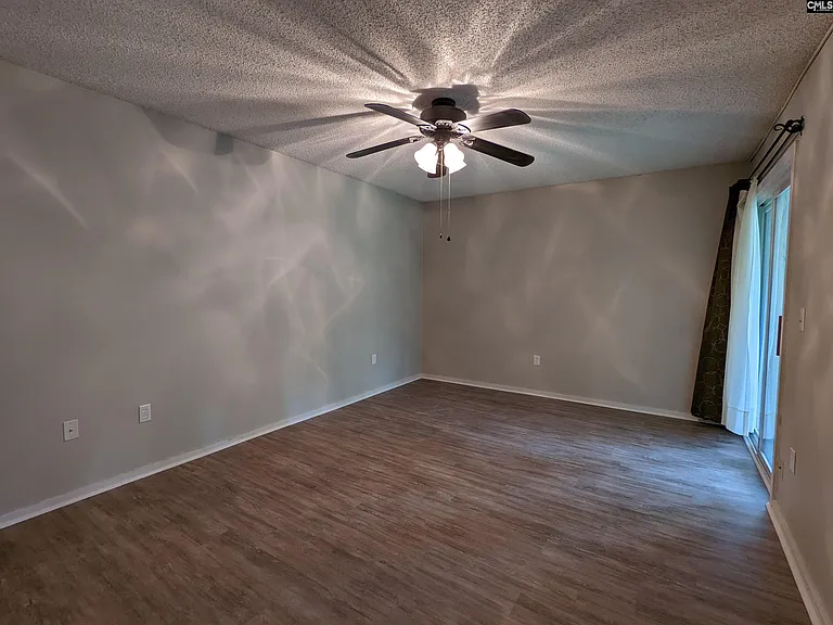 1208 Bush River Rd #H4 — Photo 13