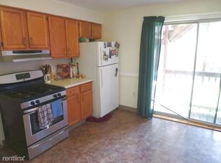 10 Victoria St #1, Somerville, MA 02144