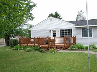 301 Kent Rd, Hoyt Lakes, MN 55750