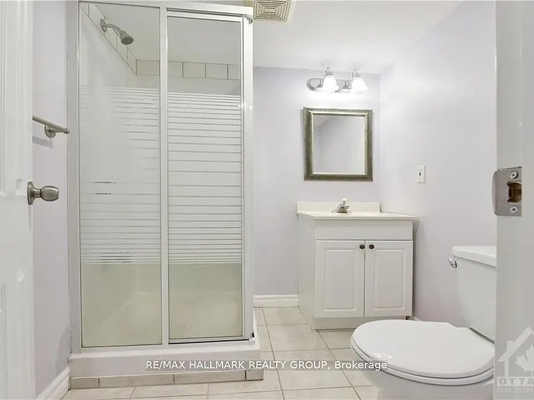 1316 Halton Ter — Photo 13