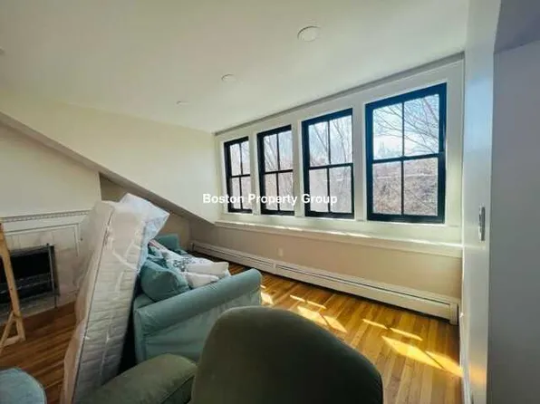 (undisclosed Address), Boston, MA 02118