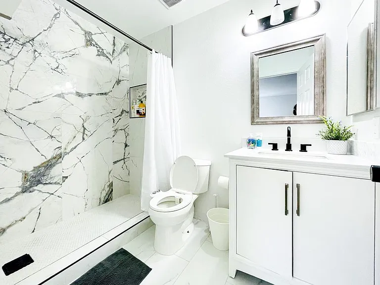 Upstairs Bathroom