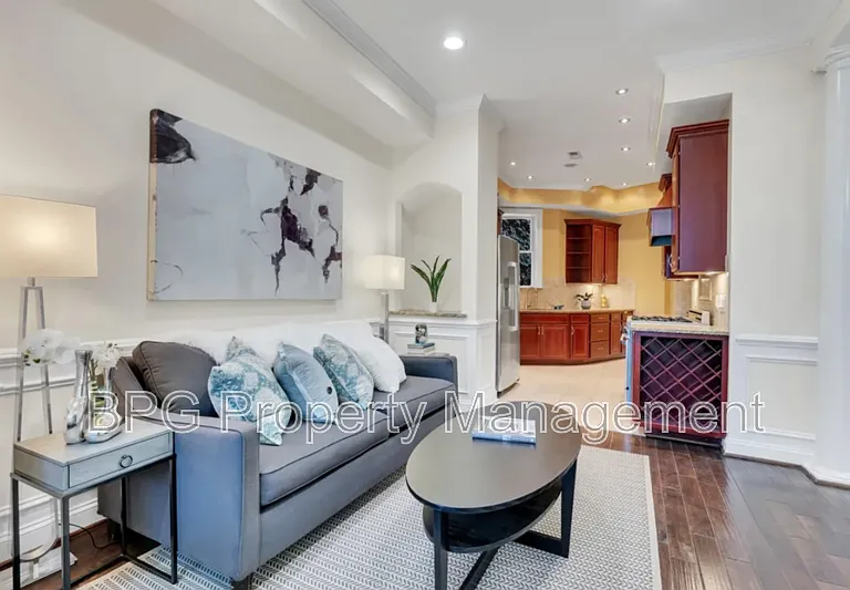 901 N Carolina Ave SE #2 — Photo 16