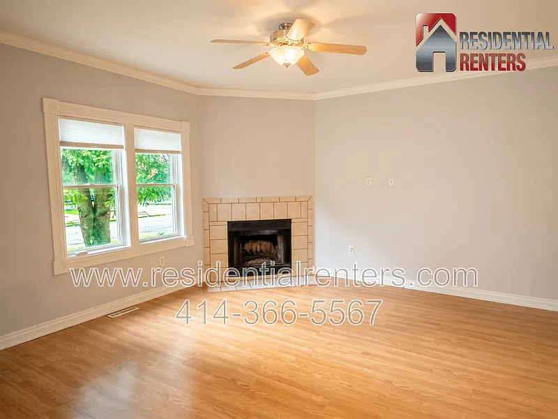 2 bed, 1.0 bath, 1000 sqft, $1,575 — Photo 2