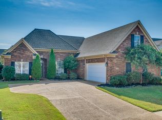 3340 Valley Crest Dr, Southaven, MS 38672