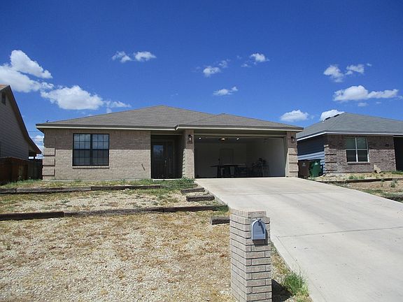 2nd image of 2118 Woodlawn Dr