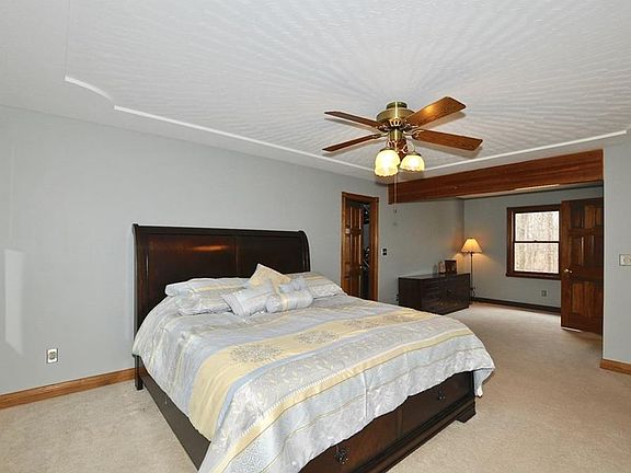 3rd image of 9684 Breckenridge Sta