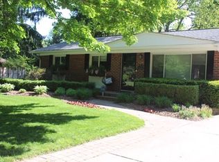 6558 Wealthy St, Clarkston, MI 48346