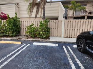 Lake Place Condominiums, West Palm Beach, FL 33401