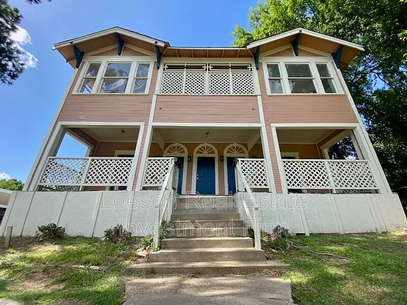 310 1/2 Kings Hwy